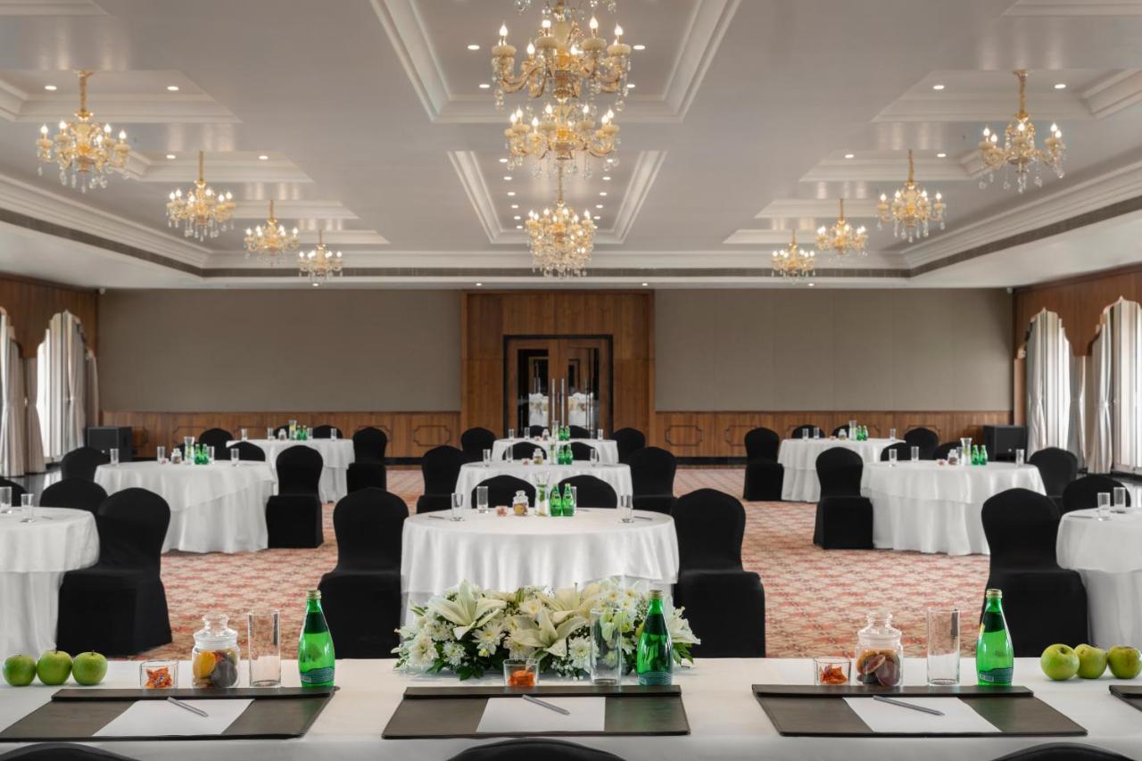 Uday Palace Navsari, A Member Of Radisson Individuals 외부 사진
