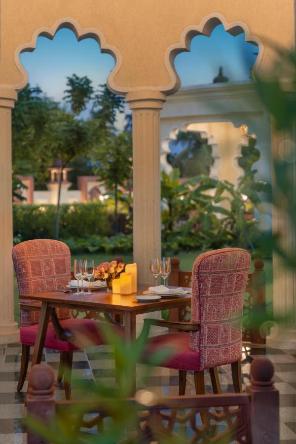 Uday Palace Navsari, A Member Of Radisson Individuals 외부 사진
