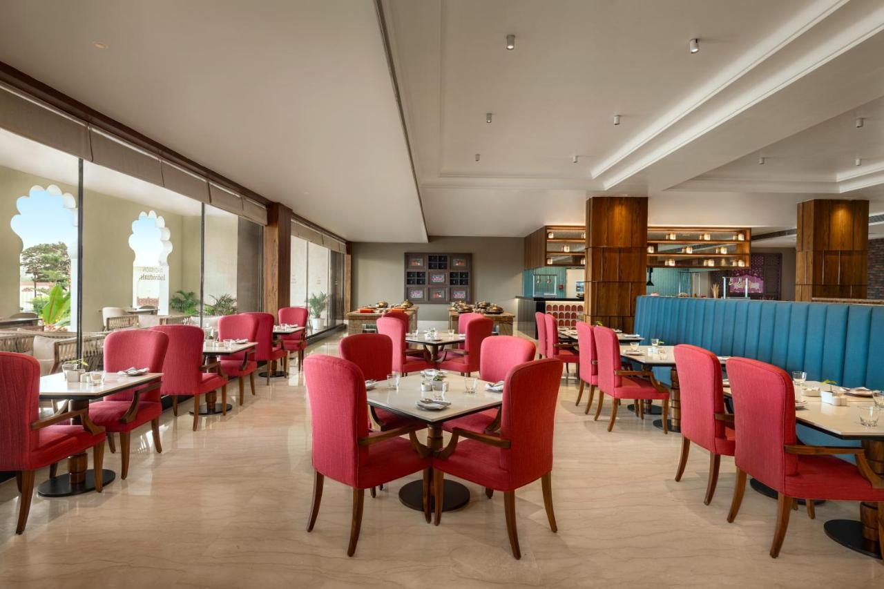 Uday Palace Navsari, A Member Of Radisson Individuals 외부 사진