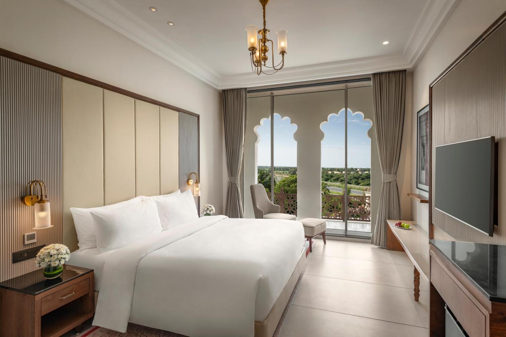 Uday Palace Navsari, A Member Of Radisson Individuals 외부 사진